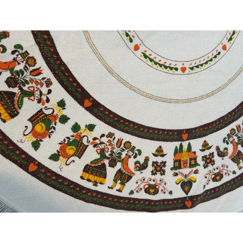 vintage Pennsylvania Dutch Round Tablecloth 54